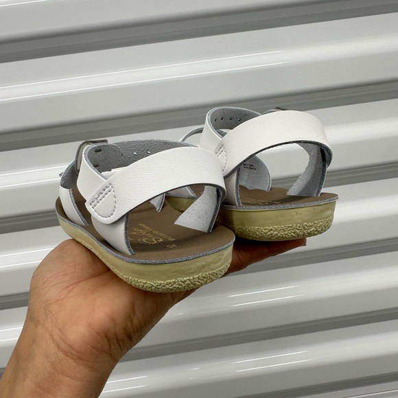 Kids White Leather Buckle Sandals with Adjustable Straps - Picture 5 of 5